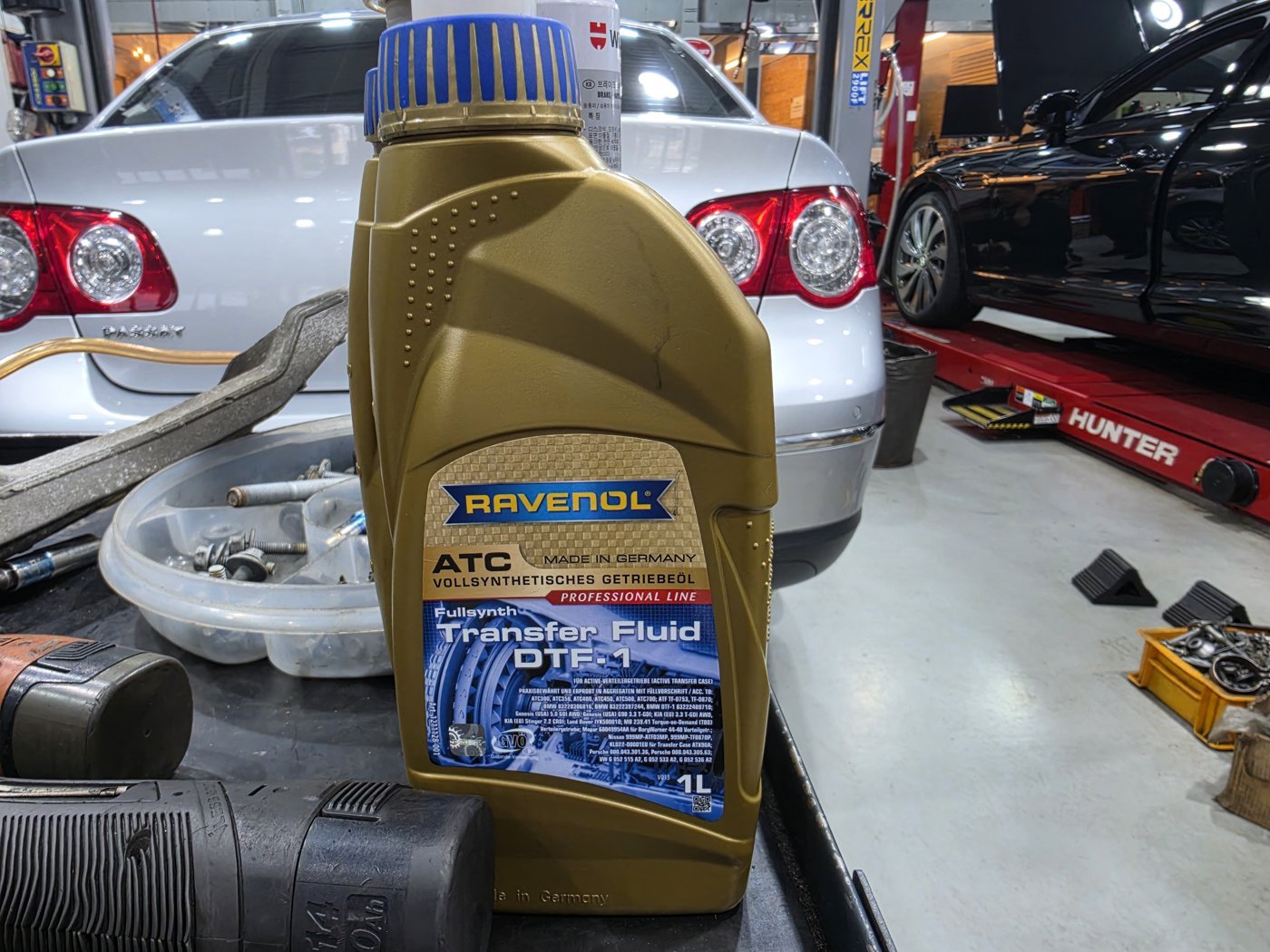 RAVENOL ATC DTF-1 used in the transfer case, kept separate from the differential oil