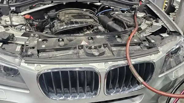 10만 km를 앞둔 BMW X3, 오일 교환 때 함께 챙긴 것들