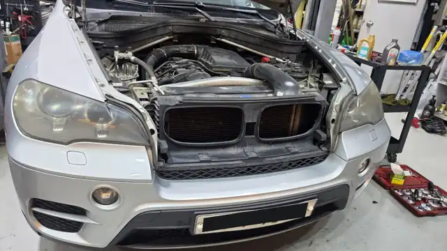 10년 넘게 관리해 온 BMW X5 E70, 점화플러그·코일 예방 교환