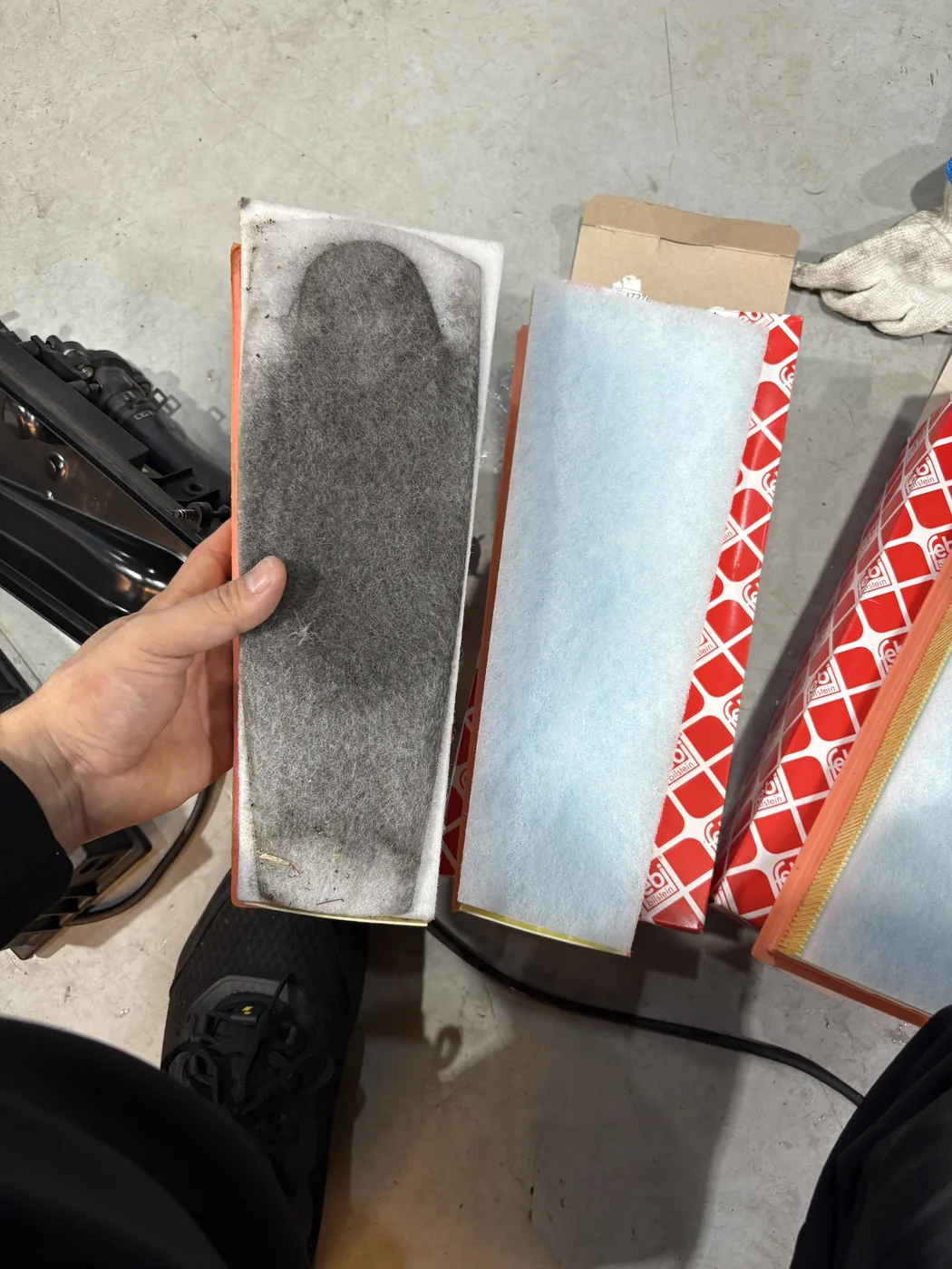Removed and replacement engine air filters for the G63