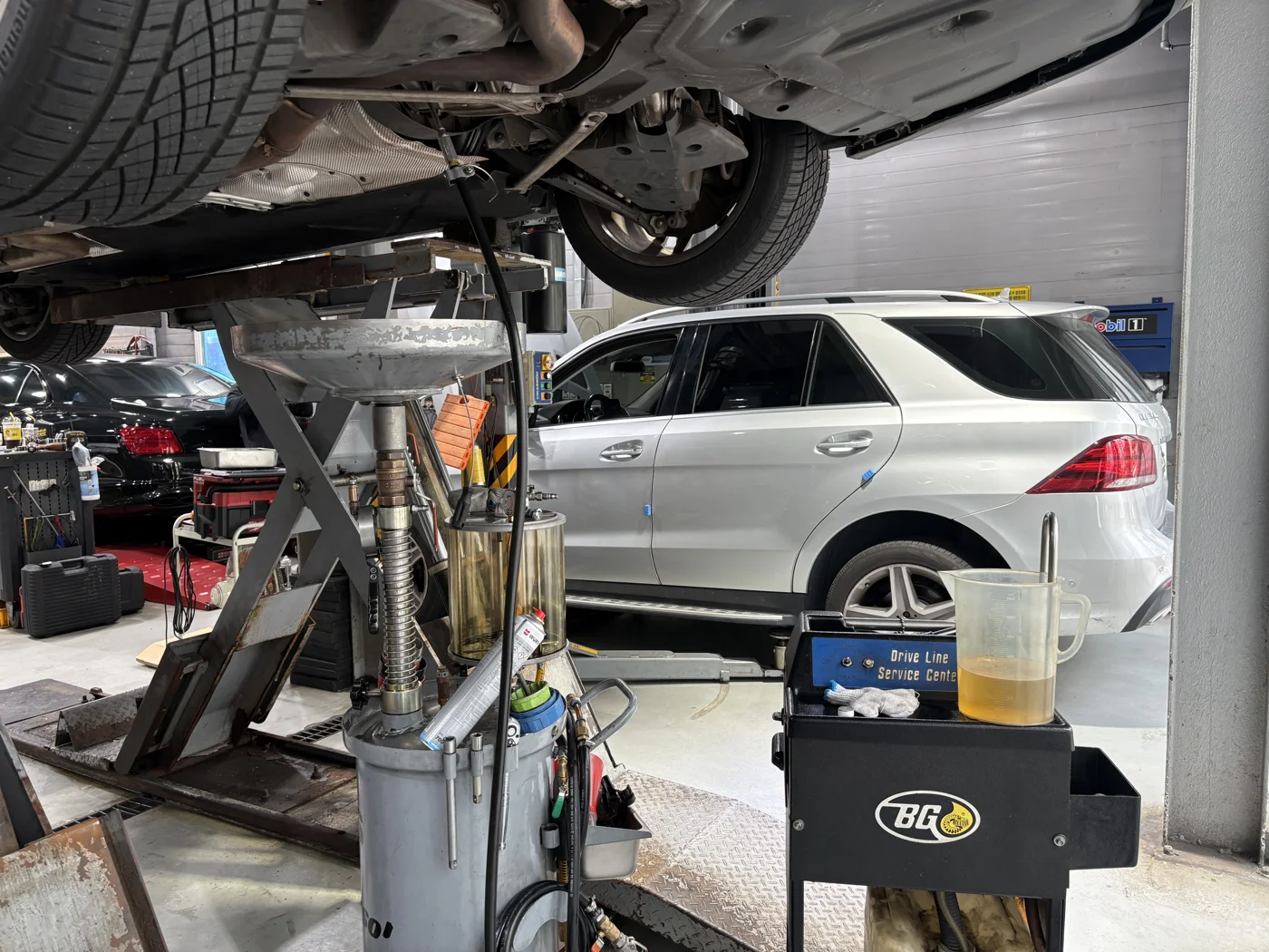 BG oil-exchange equipment used on this S350