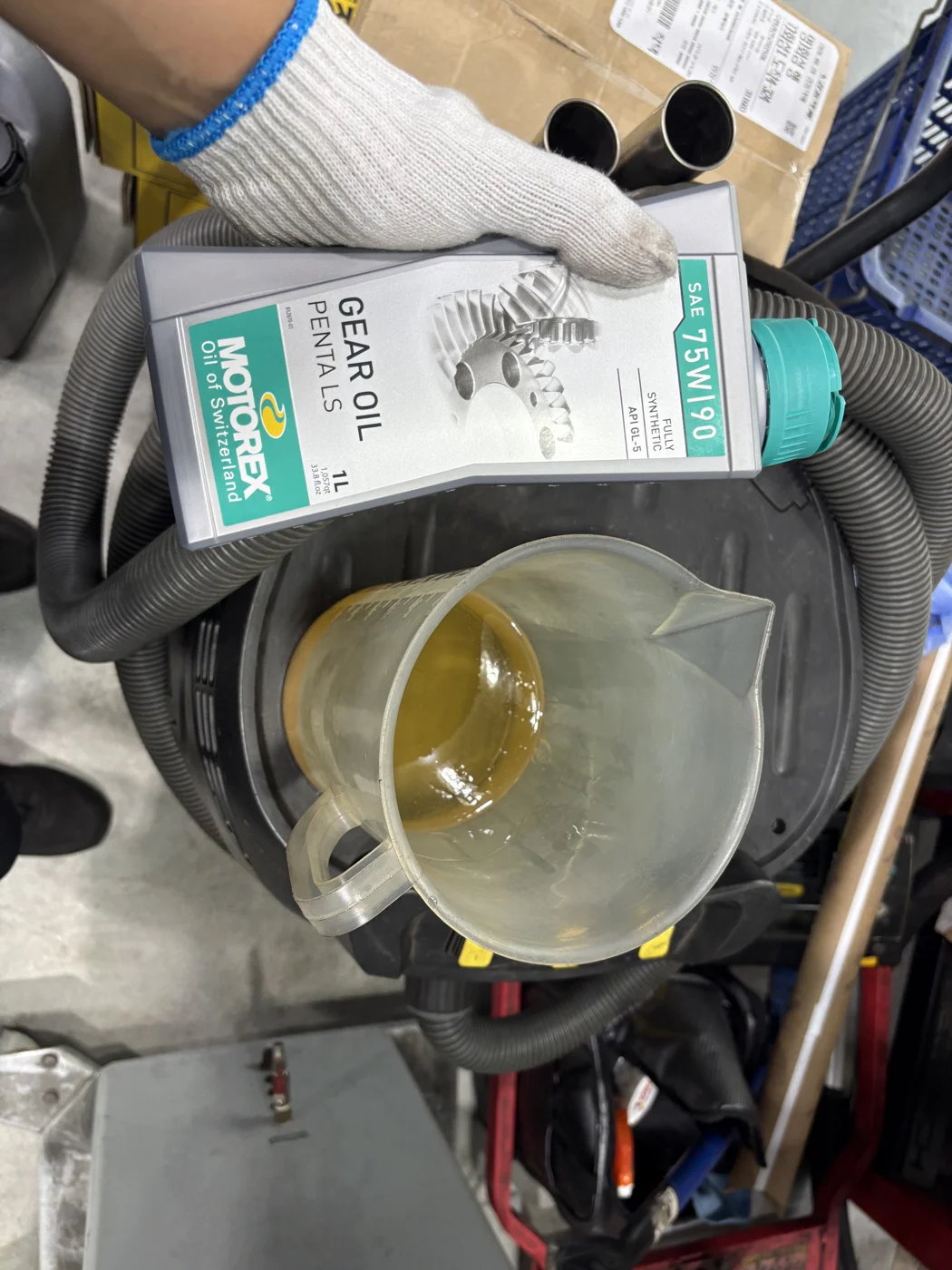 MOTOREX GEAR OIL PENTA LS 75W-90 for the differential