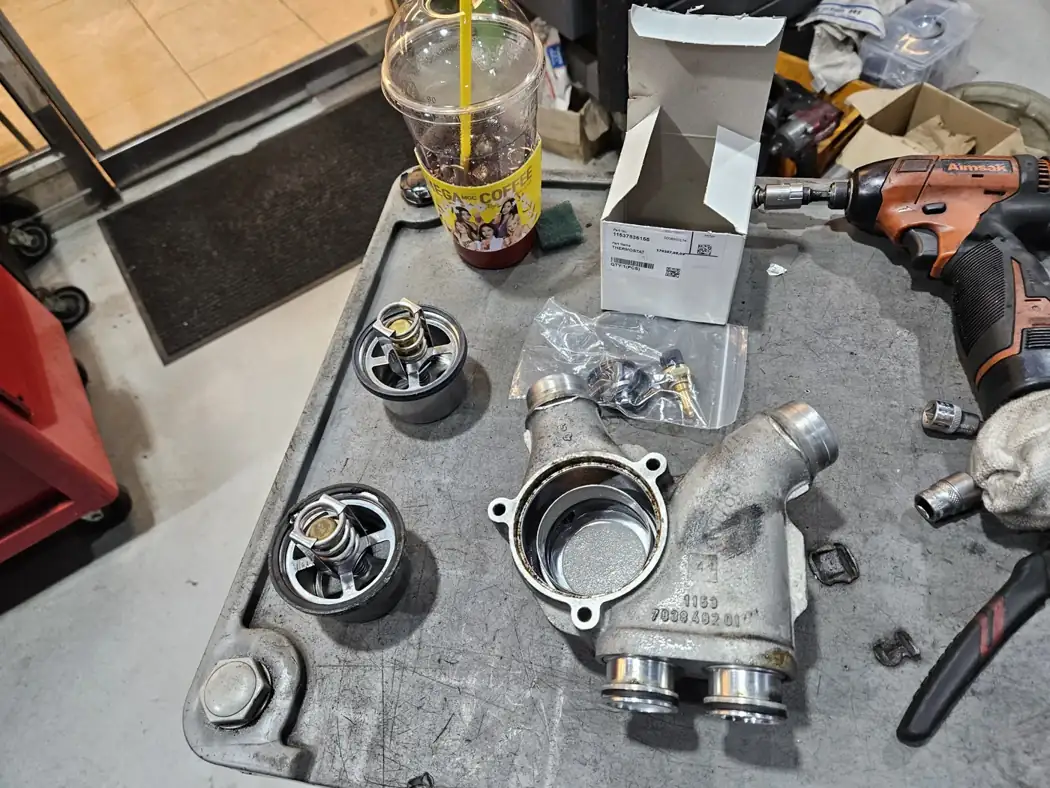 Thermostat components